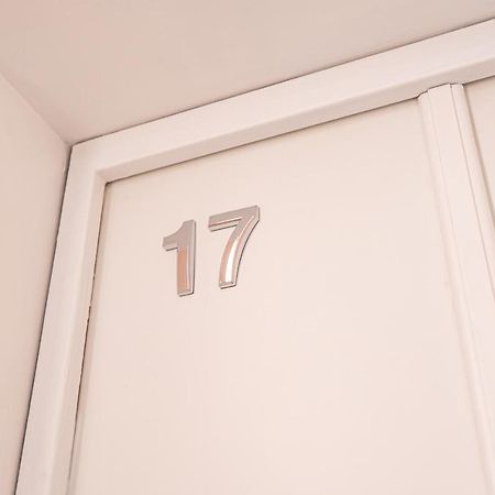 Casa Vacanze Decumano 17 Neapel Exteriör bild