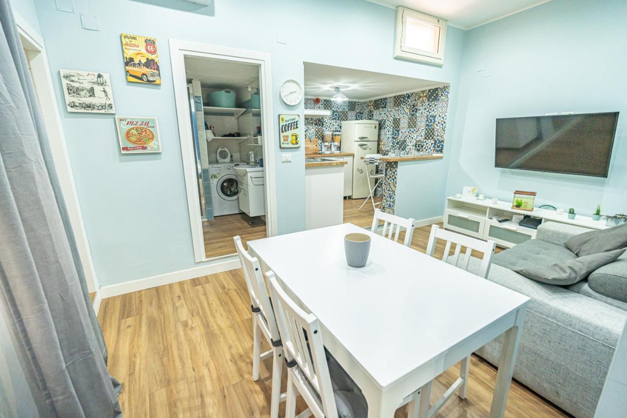 Casa Vacanze Decumano 17 Neapel Exteriör bild