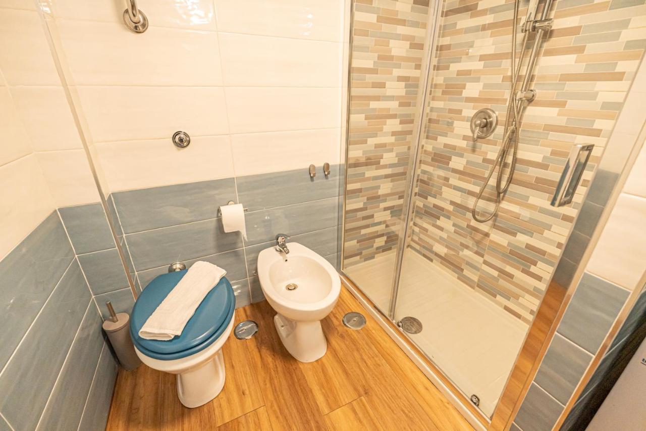 Casa Vacanze Decumano 17 Neapel Exteriör bild